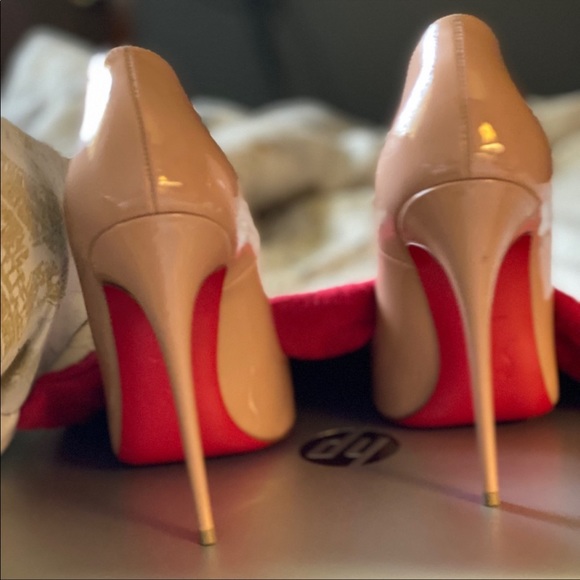 Brand New red bottoms - Picture 2 of 3